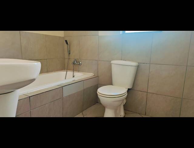2 BEDROOM APARTMENT TO LET IN WITPOORTJIE